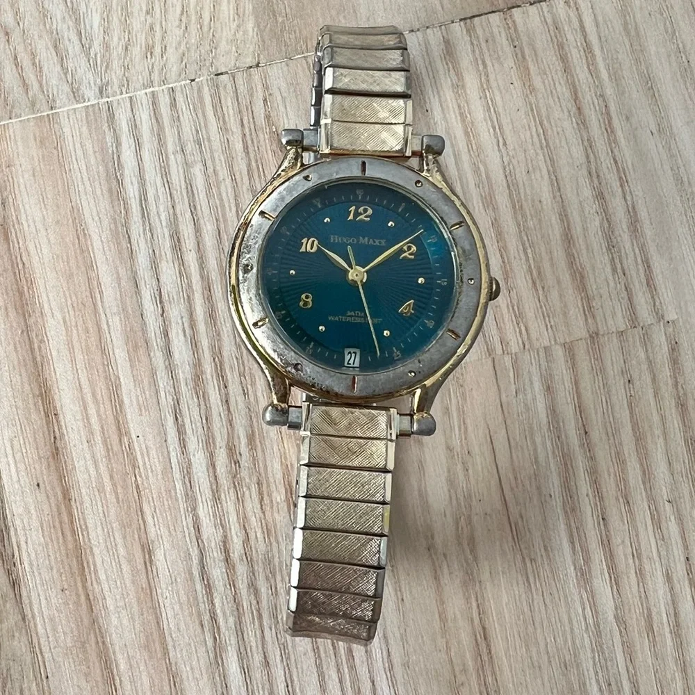 Vintage Hugo Maxx ladies green teal dial gold plated watch NEW BATTERY